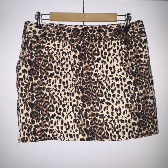 Courtenay Leopard Animal Print Skort women’s Size 10 - Picture 2 of 7